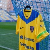 Los jugadores del Orihuela CF lucirán una cinta verde en sus mangas en el partido ante el Xerez Deportivo 