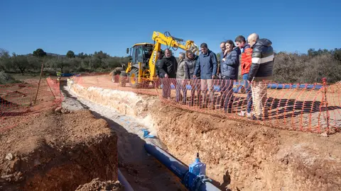 azón dice que las obras de casi 8 millones de euros garantizan el suministro de agua en el interior azón dice que las obras de casi 8 millones de euros garantizan el suministro de agua en el interior