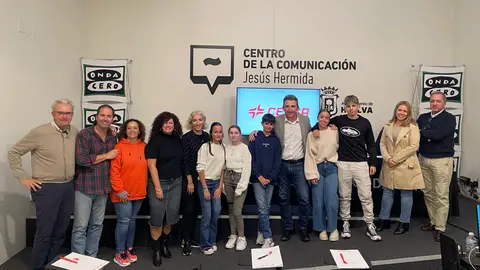 Taller de Radio - Colegio Virgen del Rocío Taller de Radio - Colegio Virgen del Rocío