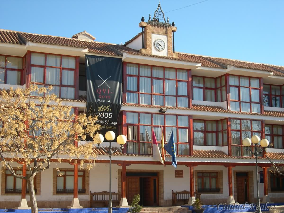 Castellar de Santiago denuncia que lleva sin línea telefónica ni internet Movistar desde hace ya cinco días Castellar de Santiago denuncia que lleva sin línea telefónica ni internet Movistar desde hace ya cinco días