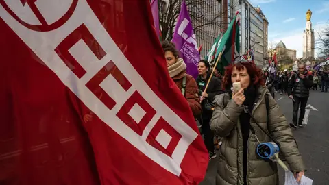 Los sindicatos salen este domingo a las calles de toda España para protestar por el no de PP, Junts y Vox al decreto ómnibus Los sindicatos salen este domingo a las calles de toda España para protestar por el no de PP, Junts y Vox al decreto ómnibus