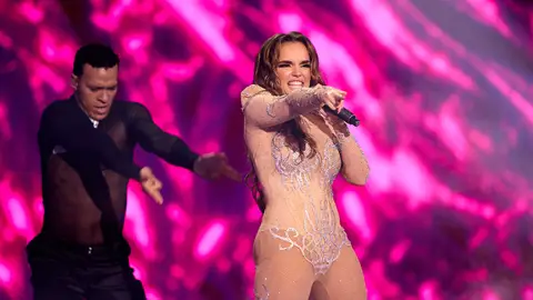 Melody en la actuación de 'Esa Diva' del Benidorm Fest 2025 Melody en la actuación de 'Esa Diva' del Benidorm Fest 2025