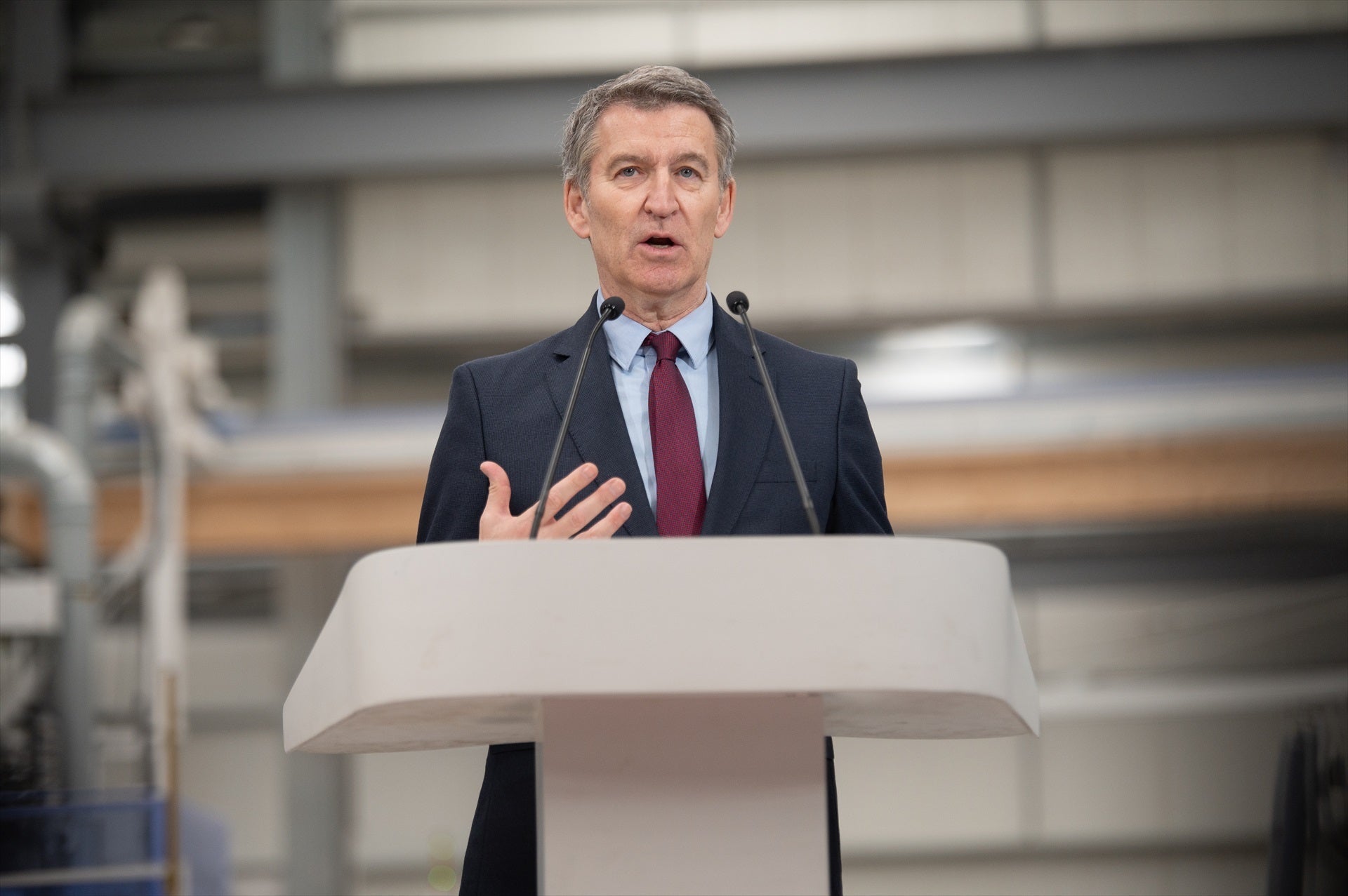 Feijóo reúne a 35 alcaldes del PP en Zaragoza para visualizar un "frente común" en materia de vivienda, seguridad y fiscalidad Feijóo reúne a 35 alcaldes del PP en Zaragoza para visualizar un "frente común" en materia de vivienda, seguridad y fiscalidad