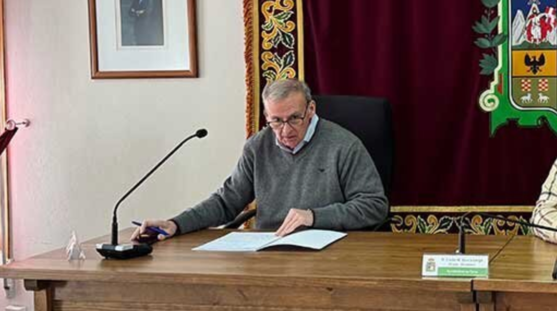 Entrevista: El alcalde de Parres, Emilio García, nos habla del nuevo presupuesto municipal aprobado este jueves Entrevista: El alcalde de Parres, Emilio García, nos habla del nuevo presupuesto municipal aprobado este jueves