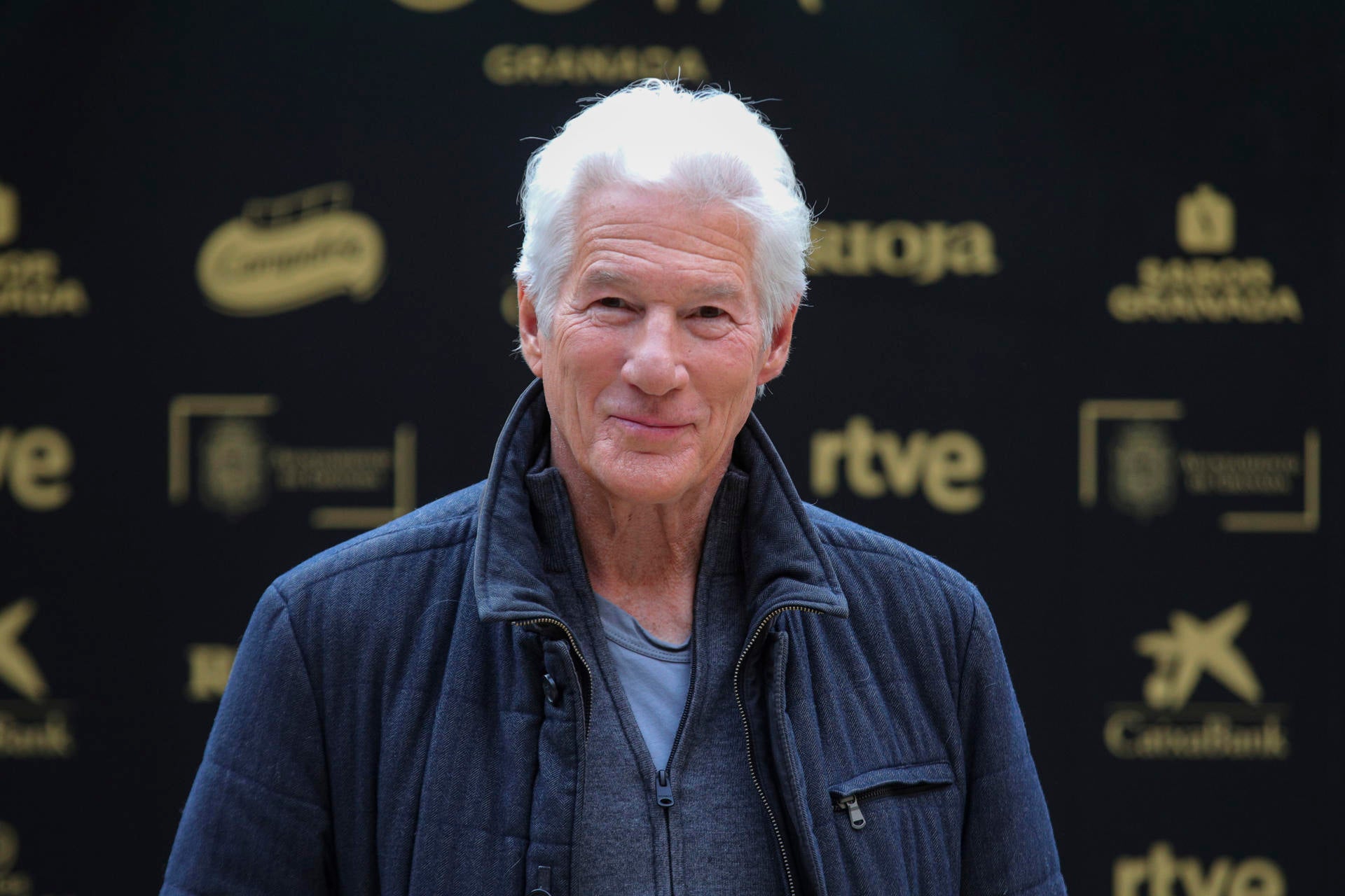 Richard Gere: "La gente que votó a Trump ni pensaba que iba a hacer lo que prometió que iba a hacer, y ahora es aún peor" Richard Gere: "La gente que votó a Trump ni pensaba que iba a hacer lo que prometió que iba a hacer, y ahora es aún peor"