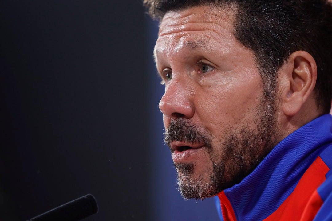 Simeone: "No pienso en cómo va a salir el árbitro" Simeone: "No pienso en cómo va a salir el árbitro"