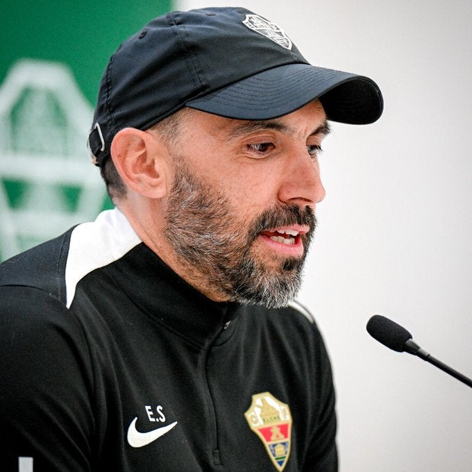 Sarabia: "Siento que me he hecho mejor entrenador y persona en el Elche" Sarabia: "Siento que me he hecho mejor entrenador y persona en el Elche"