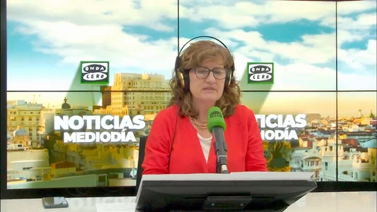 Elena Gijón: "La actual izquierda es voluble" Elena Gijón: "La actual izquierda es voluble"