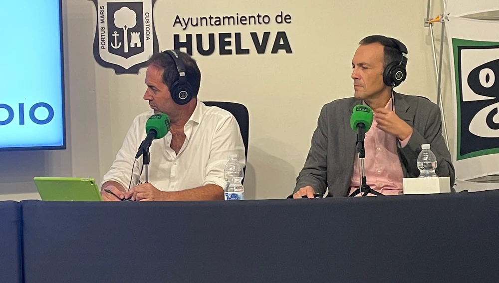 Taller de Radio - Colegio Maristas Taller de Radio - Colegio Maristas