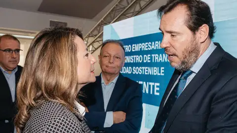 Carrasco solicita al ministro Puente una reunión para tratar los problemas ferroviarios de Castellón Carrasco solicita al ministro Puente una reunión para tratar los problemas ferroviarios de Castellón