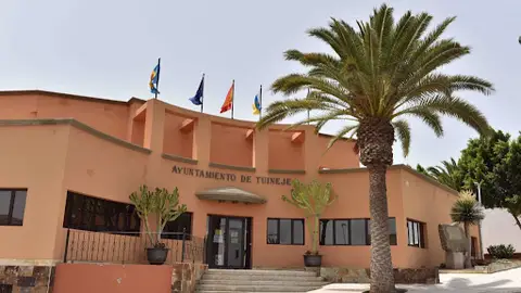 Fachada del Ayuntamiento de Tuineje Fachada del Ayuntamiento de Tuineje