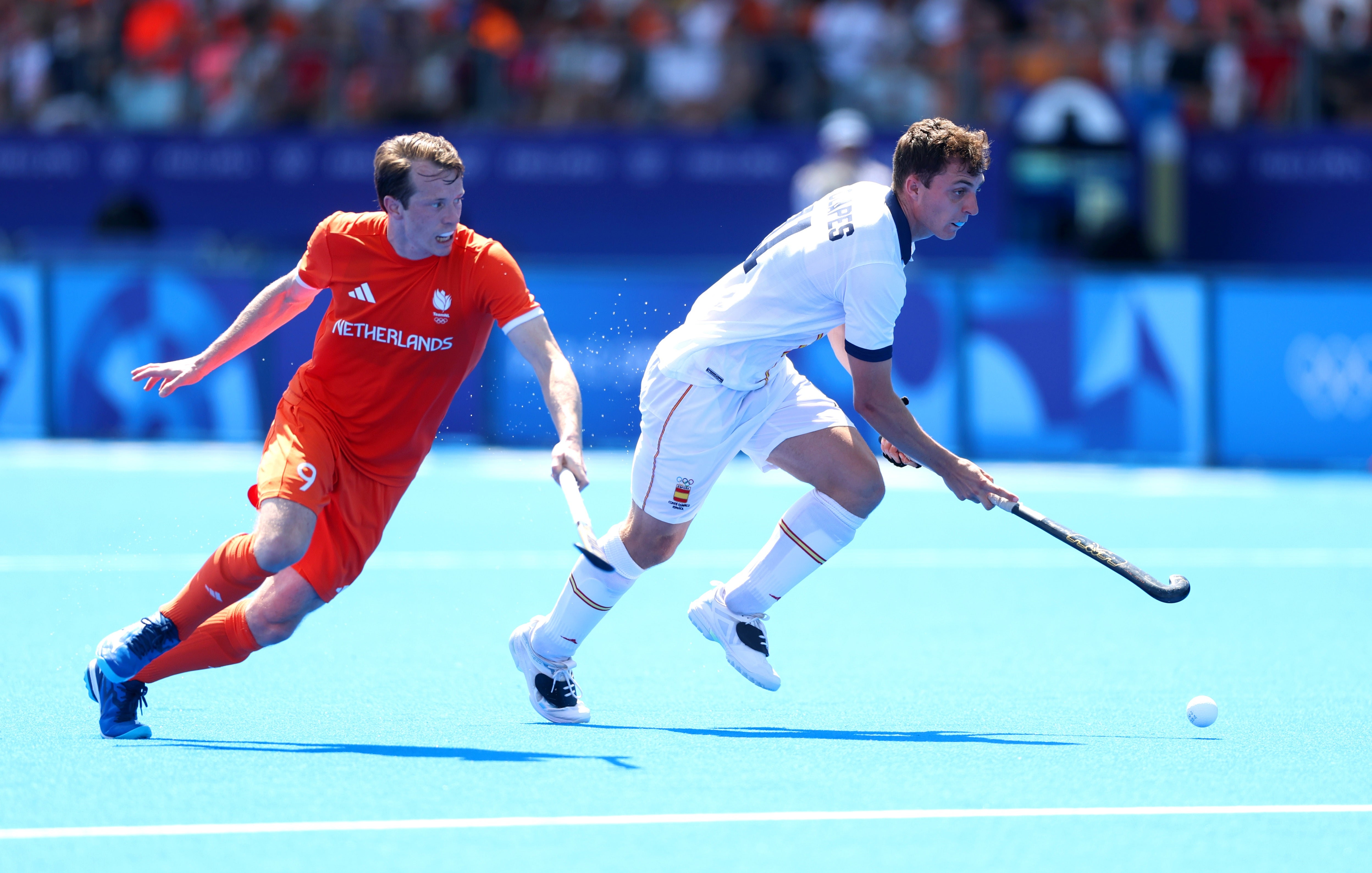 Gerard Clapés: "la liga de hockey en Holanda es como la Premier League de fútbol en Inglaterra" Gerard Clapés: "la liga de hockey en Holanda es como la Premier League de fútbol en Inglaterra"