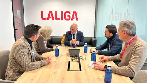 Un convenio de la Junta y LaLiga permitirá impulsar la atención psicológica a deportistas extremeños de alto rendimiento Un convenio de la Junta y LaLiga permitirá impulsar la atención psicológica a deportistas extremeños de alto rendimiento