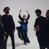 Lucía Álvarez pre-estrena en Torrox "Lucía en vivo"; un vibrante concierto de baile con su "playlist" interior 