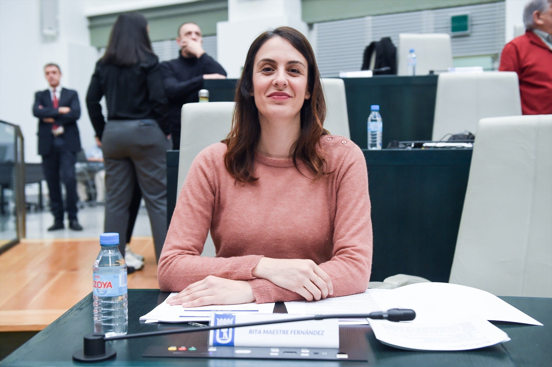 Rita Maestre anuncia su segundo embarazo y Almeida la felicita bromeando: "Hemos puesto en marcha un plan de fomento de la natalidad" Rita Maestre anuncia su segundo embarazo y Almeida la felicita bromeando: "Hemos puesto en marcha un plan de fomento de la natalidad"