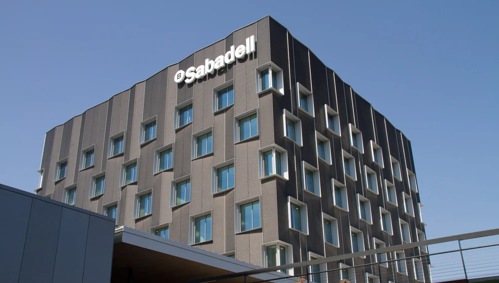 Imagen de un edificio del Banco Sabadell Imagen de un edificio del Banco Sabadell