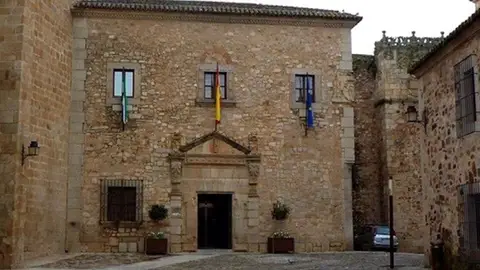 Fachada de la Diputación de Cáceres Fachada de la Diputación de Cáceres