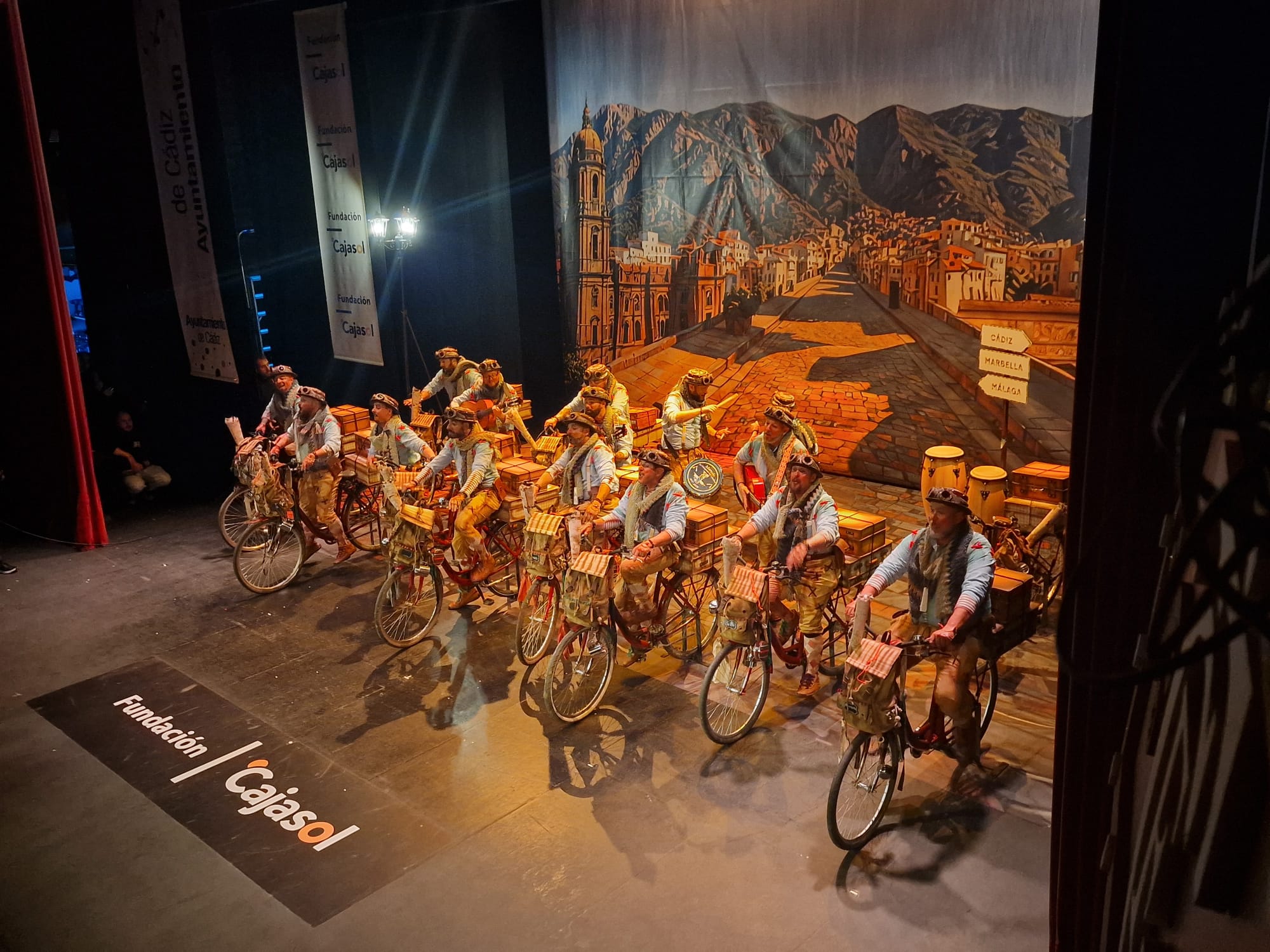 Escucha la comparsa 'Los majaretas de la bicicleta' en las preliminares del COAC 2025 Escucha la comparsa 'Los majaretas de la bicicleta' en las preliminares del COAC 2025