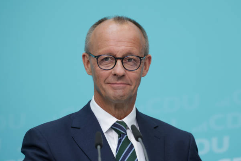 Quién es Friedrich Merz: el viejo lobo de la CDU que busca domar la tormenta alemana Quién es Friedrich Merz: el viejo lobo de la CDU que busca domar la tormenta alemana