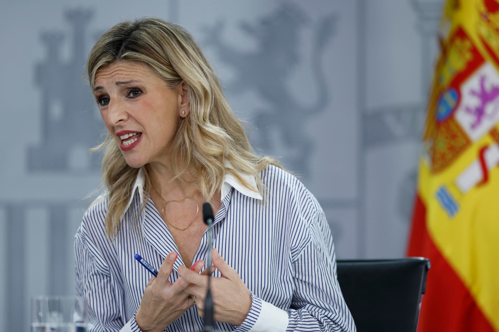 Yolanda Díaz sabía que el alza del SMI suponía tributar: era "plenamente consciente" del informe que hablaba del pago de impuestos Yolanda Díaz sabía que el alza del SMI suponía tributar: era "plenamente consciente" del informe que hablaba del pago de impuestos