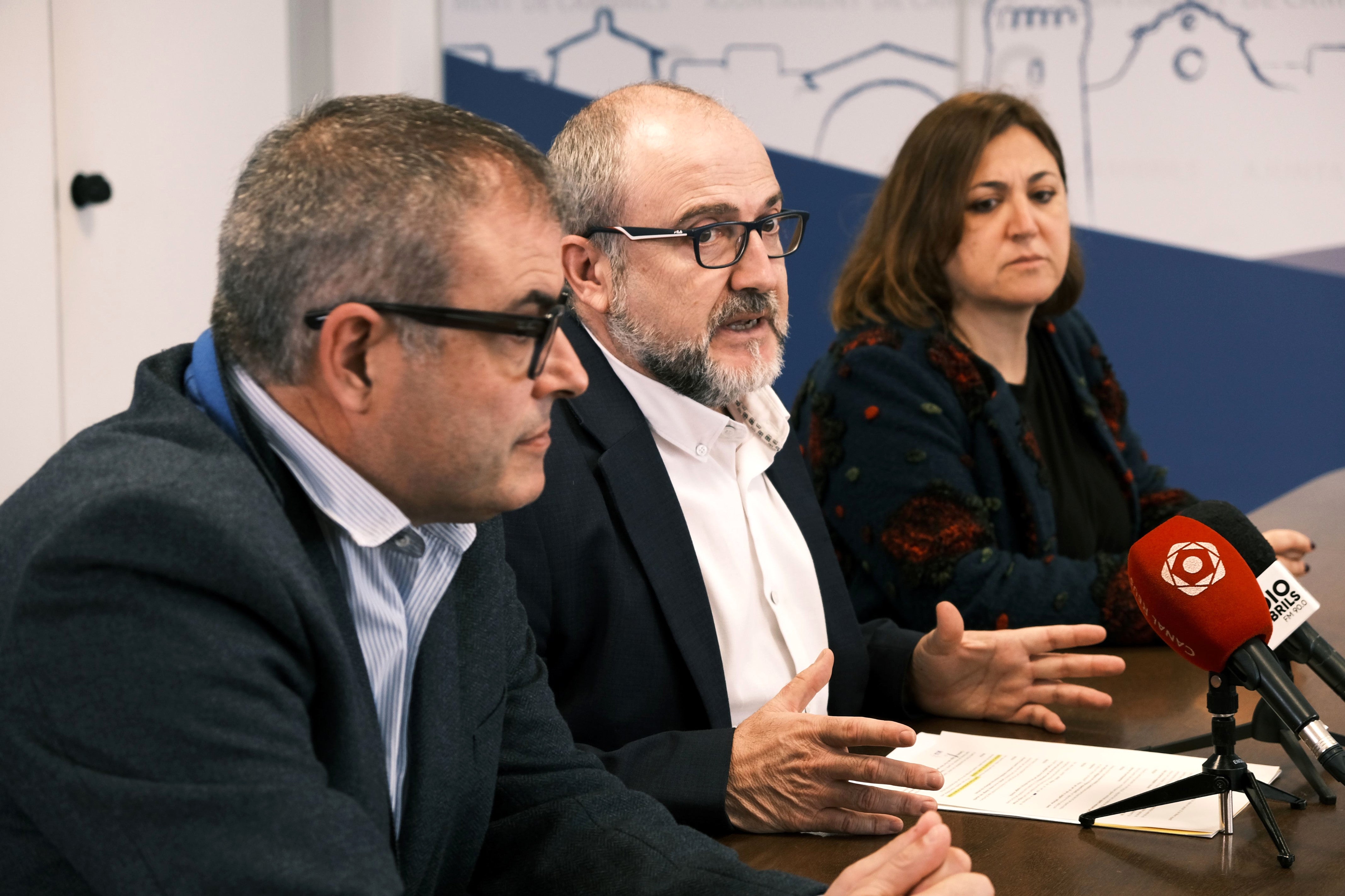 Dimiteix l'alcalde de Cambrils Dimiteix l'alcalde de Cambrils