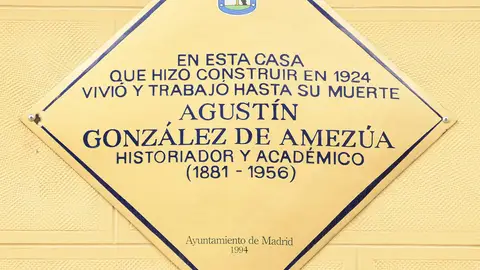 Placa de Agustín González de Amezúa Placa de Agustín González de Amezúa