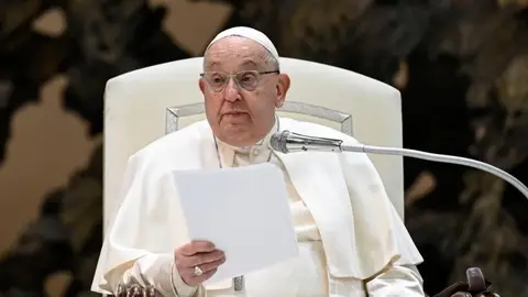 Imagen de archivo del papa Francisco en una audiencia general. Imagen de archivo del papa Francisco en una audiencia general.