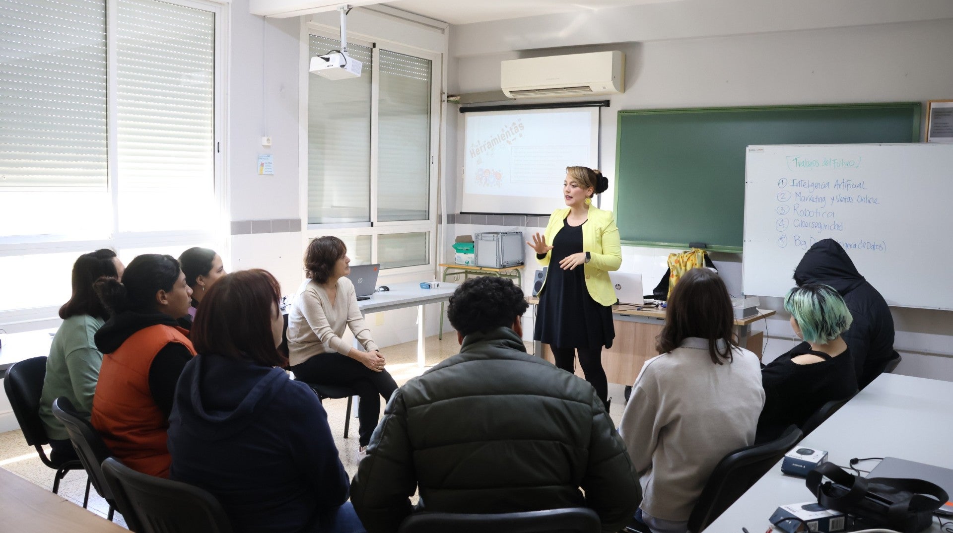 Onda abre la convocatoria de las ayudas a empresas y autónomos para la contratación de personal Onda abre la convocatoria de las ayudas a empresas y autónomos para la contratación de personal