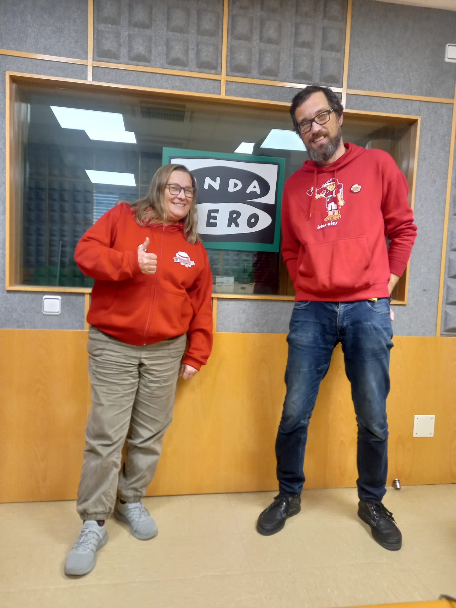 Los Malandros reivindican el carácter contestatario de las comparsas Los Malandros reivindican el carácter contestatario de las comparsas