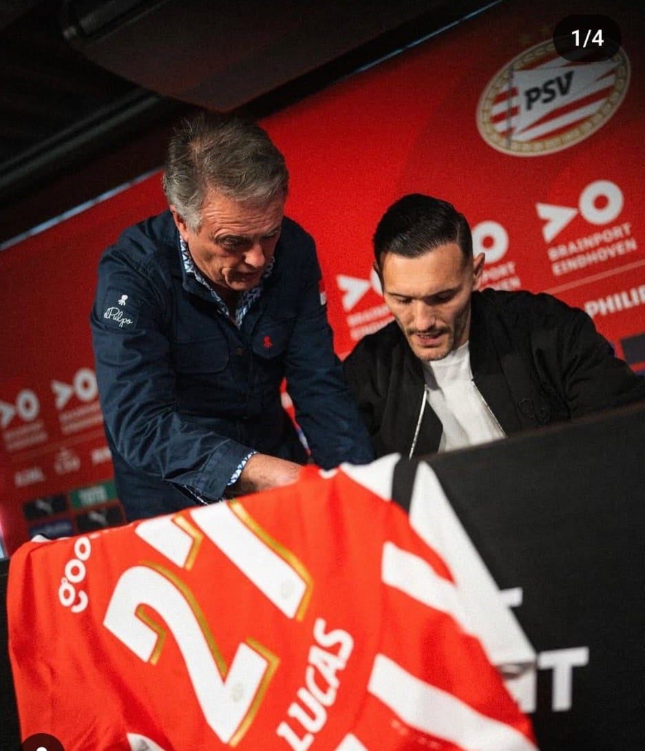 Lucas Pérez firma hasta el 30 de junio por el PSV, pero no podrá jugar la Champions Lucas Pérez firma hasta el 30 de junio por el PSV, pero no podrá jugar la Champions