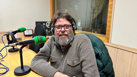 Paco S&aacute;nchez, director del coro de Ceuta 'Con permiso, buenas tardes'