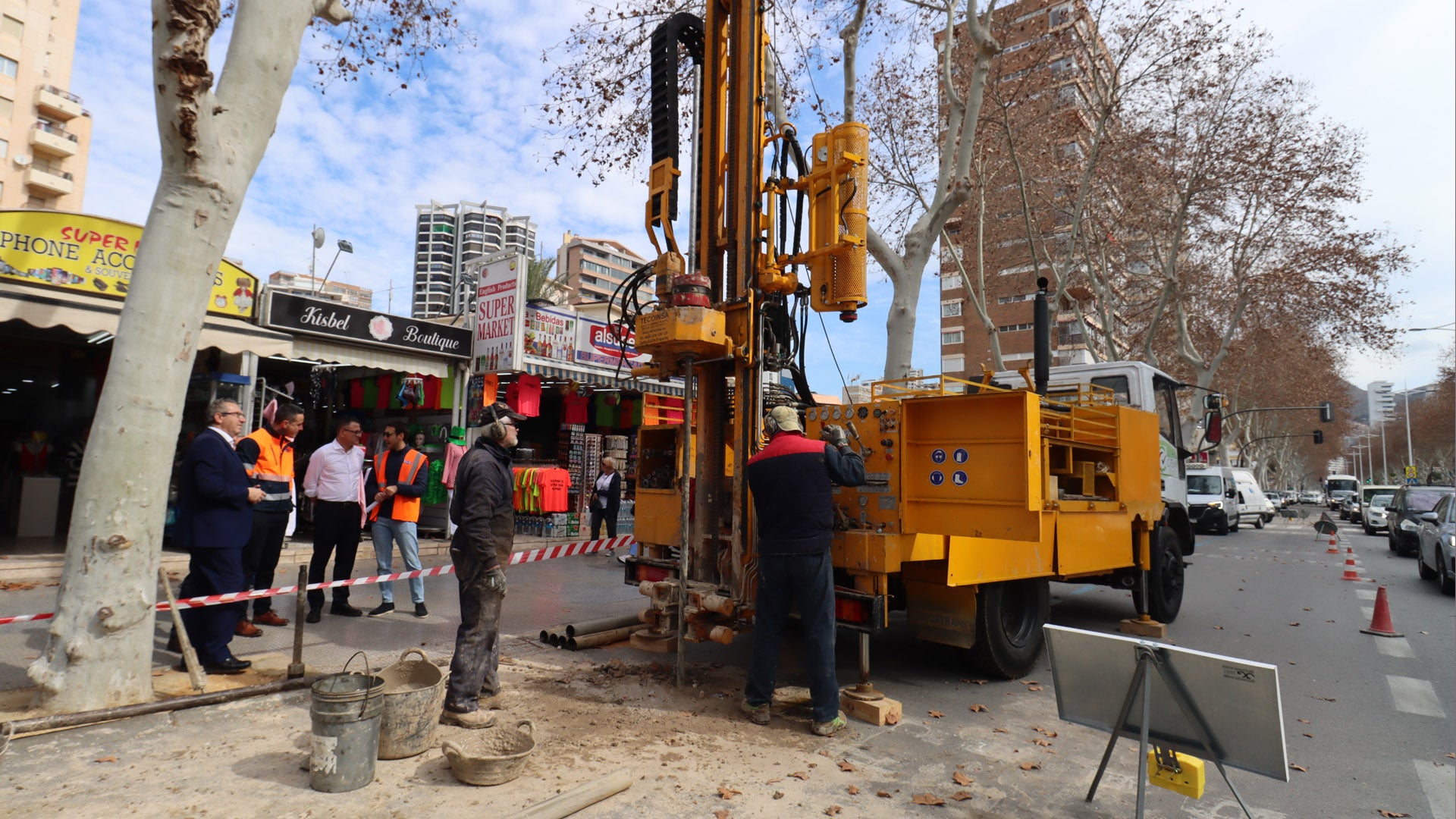 Benidorm licita la redacción del proyecto de reurbanización de la segunda fase de la avenida del Mediterráneo Benidorm licita la redacción del proyecto de reurbanización de la segunda fase de la avenida del Mediterráneo