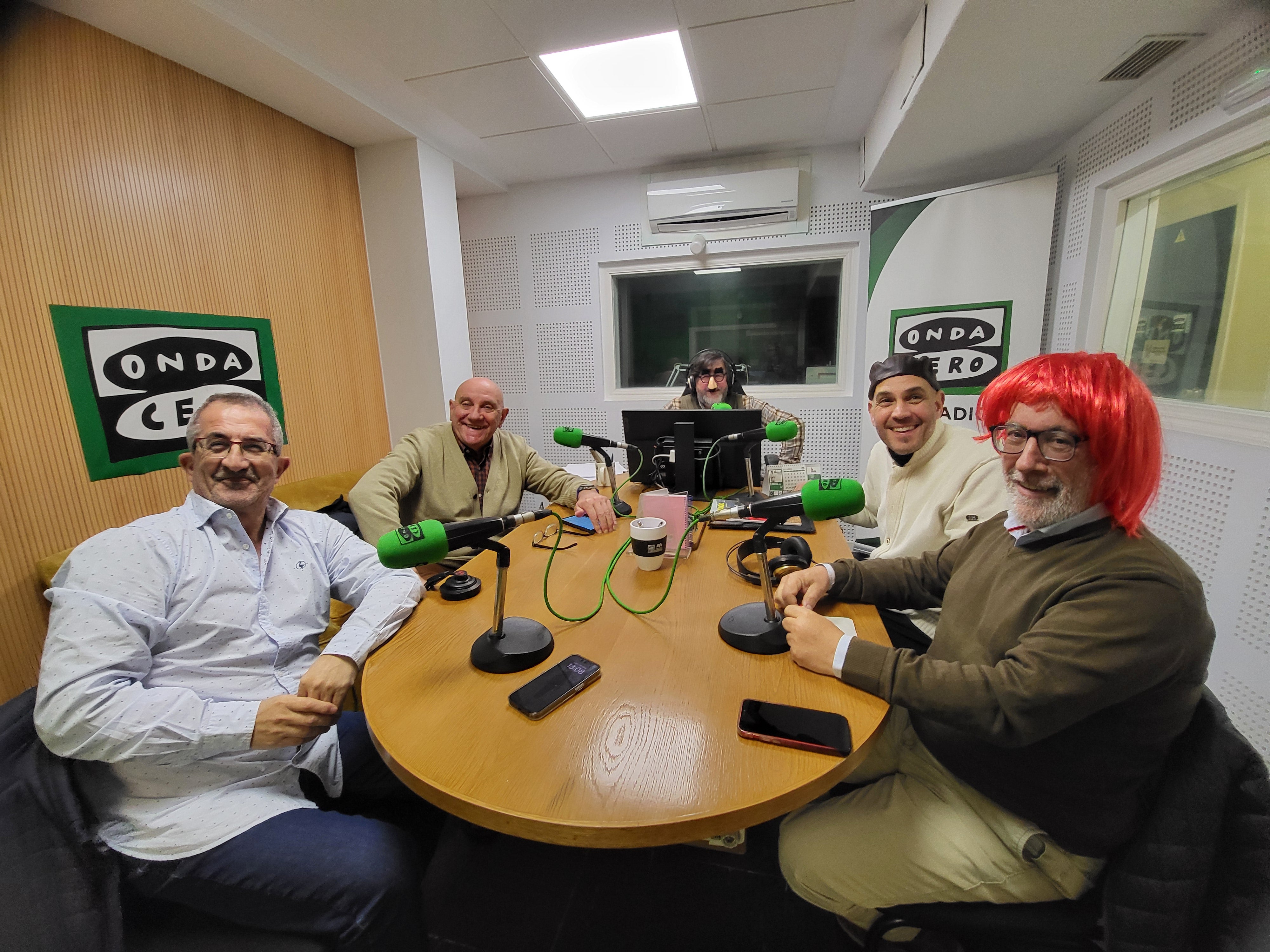 Tertulia de "Locos por Incordiar" a actualidade local e nacional Tertulia de "Locos por Incordiar" a actualidade local e nacional