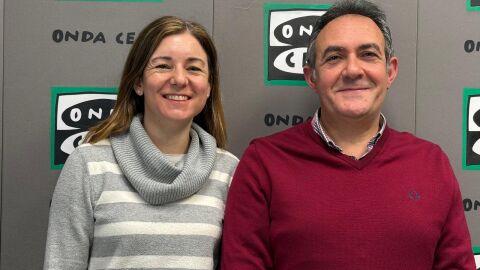 Marisa Mingot, concejal de Educaci&oacute;n de La Vila, y Javier Fern&aacute;ndez, director del IES Marcos Zaragoza