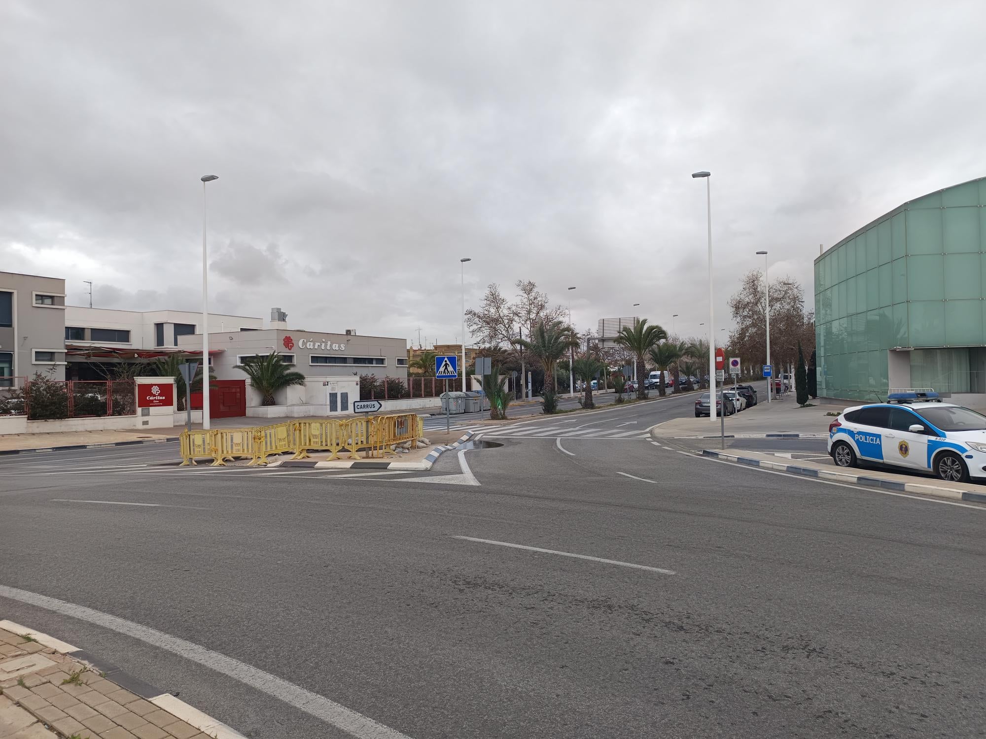 La calle Cauce de Elche, cortada al tráfico en sentido Carrús durante un mes La calle Cauce de Elche, cortada al tráfico en sentido Carrús durante un mes