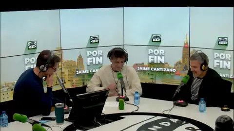 Nacho Fresneda y Roberto Enríquez en los estudios de Onda Cero Nacho Fresneda y Roberto Enríquez en los estudios de Onda Cero