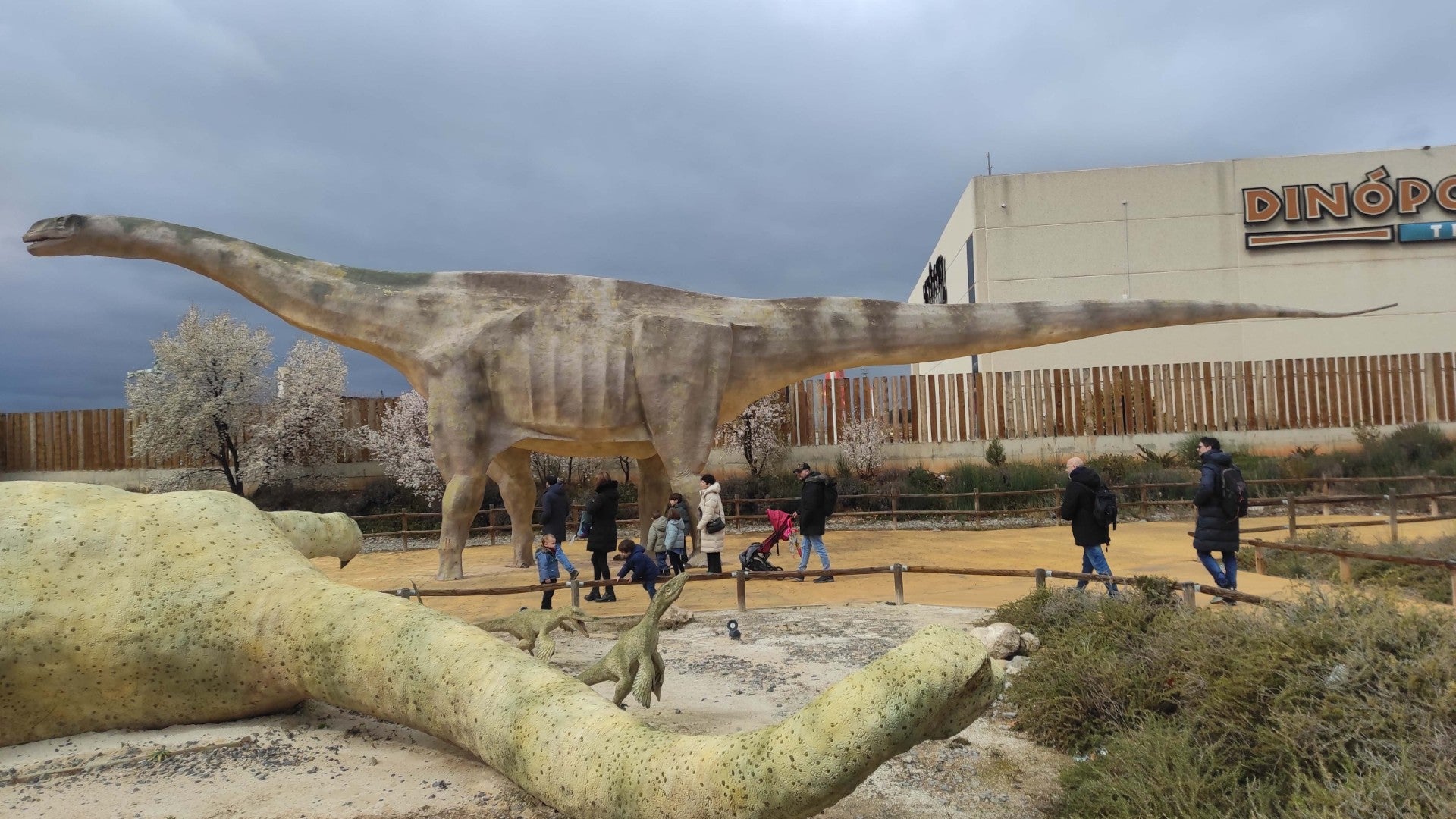 Dinópolis adelanta con éxito el comienzo de temporada Dinópolis adelanta con éxito el comienzo de temporada