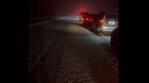 La DGT pide precauci&oacute;n para circular en la A-2 en Alcolea del Pinar (Guadalajara) por acumulaci&oacute;n de nieve