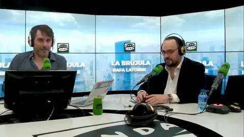 Ignacio Peyró en los estudios de Onda Cero con Rafa Latorre Ignacio Peyró en los estudios de Onda Cero con Rafa Latorre