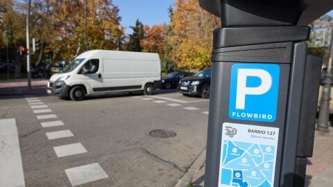 Los vecinos de Zof&iacute;o deciden, desde hoy, si quieren o no parqu&iacute;metros en su barrio