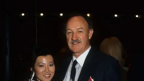 Gene Hackman y su mujer en una imagen de 1986 Gene Hackman y su mujer en una imagen de 1986/ Getty Images