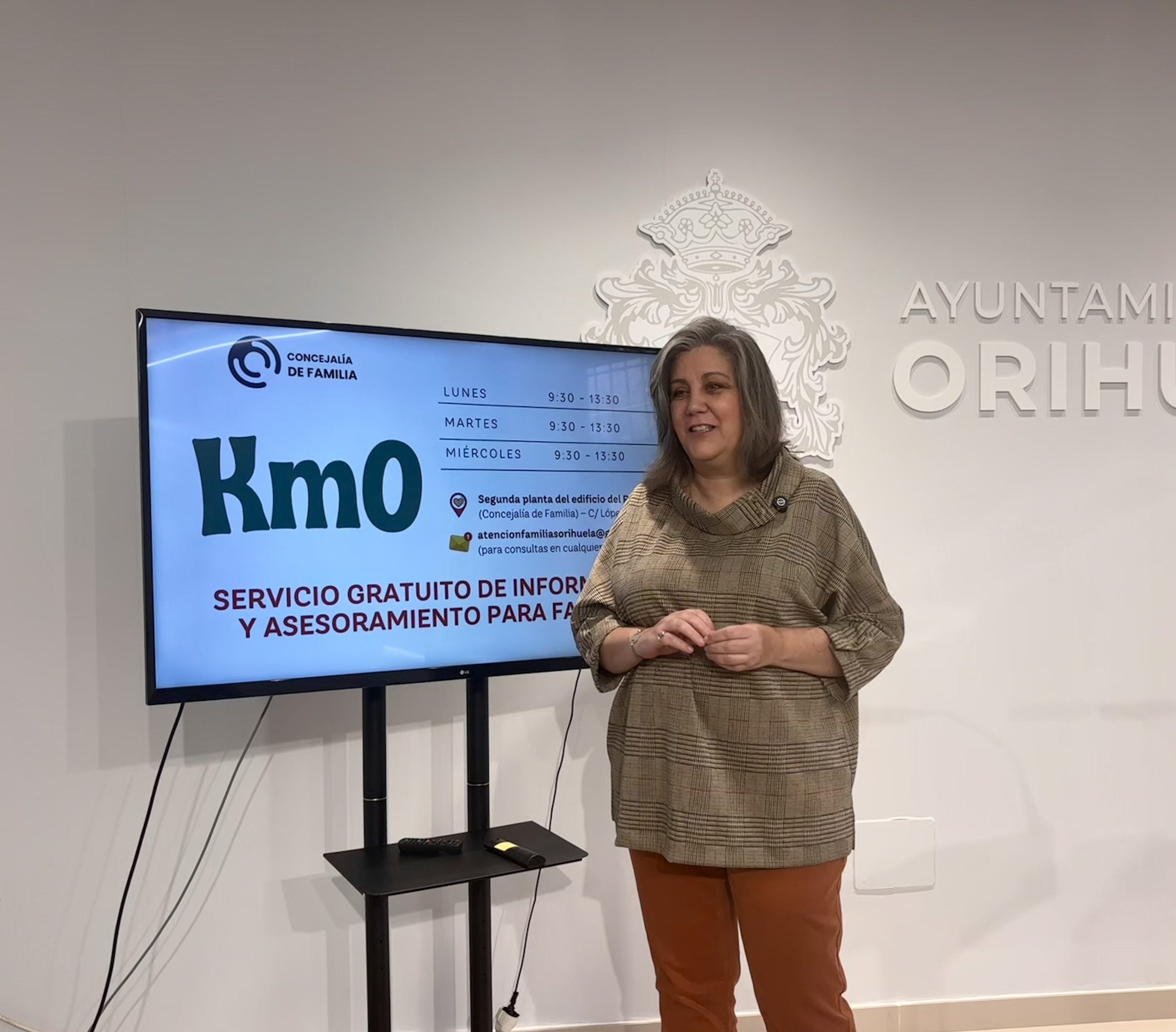 La Concejalía de Familia activa el programa 'KM 0' para informar y asesorar sobre ayudas y servicios a familias de Orihuela La Concejalía de Familia activa el programa 'KM 0' para informar y asesorar sobre ayudas y servicios a familias de Orihuela