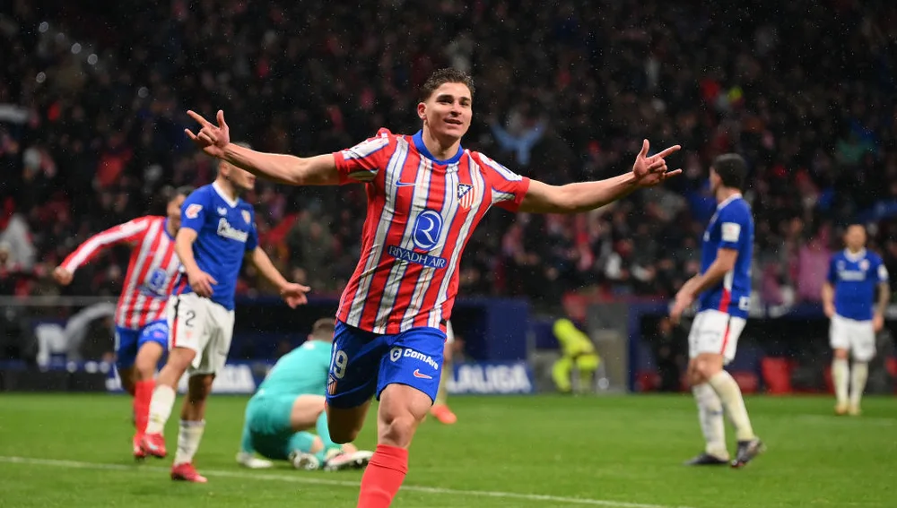 Julián Alvarez celebra el gol de la victoria del Atlético ante el Athletic en el Metropolitano Julián Alvarez celebra el gol de la victoria del Atlético ante el Athletic en el Metropolitano