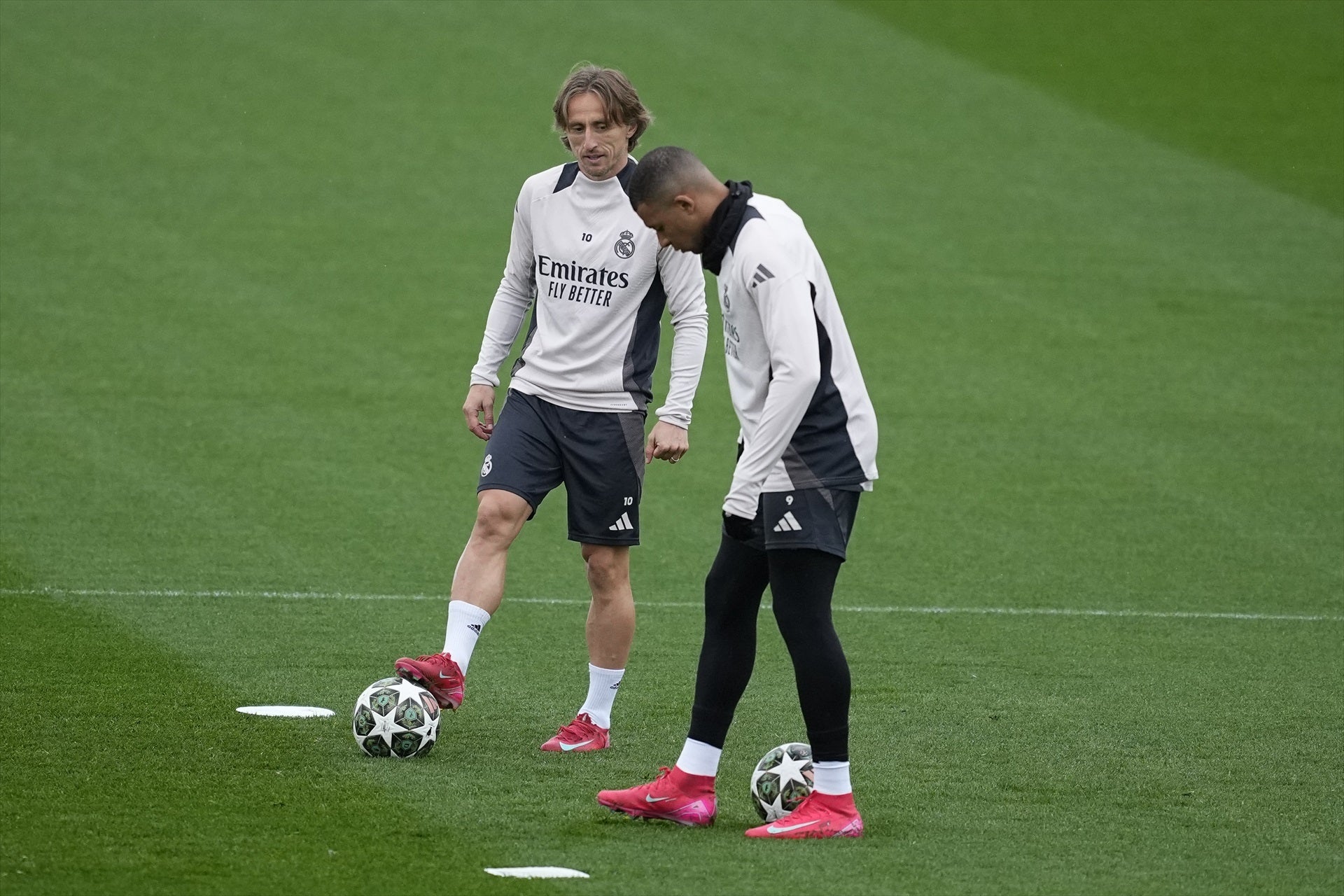 Los jugadores del Real Madrid y Atlético que se pierden la vuelta si ven amarilla Los jugadores del Real Madrid y Atlético que se pierden la vuelta si ven amarilla