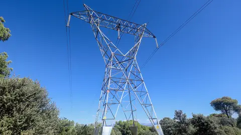 Imagen de la torre de alto voltaje. Imagen de la torre de alto voltaje.