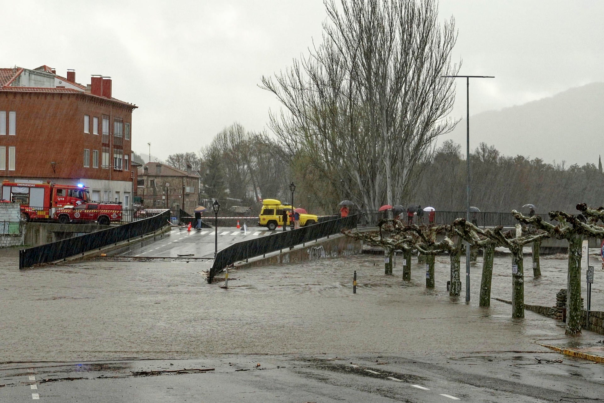 La borrasca Jana sigue presente en España y activa alertas por tormentas y vientos en estas comunidades La borrasca Jana sigue presente en España y activa alertas por tormentas y vientos en estas comunidades
