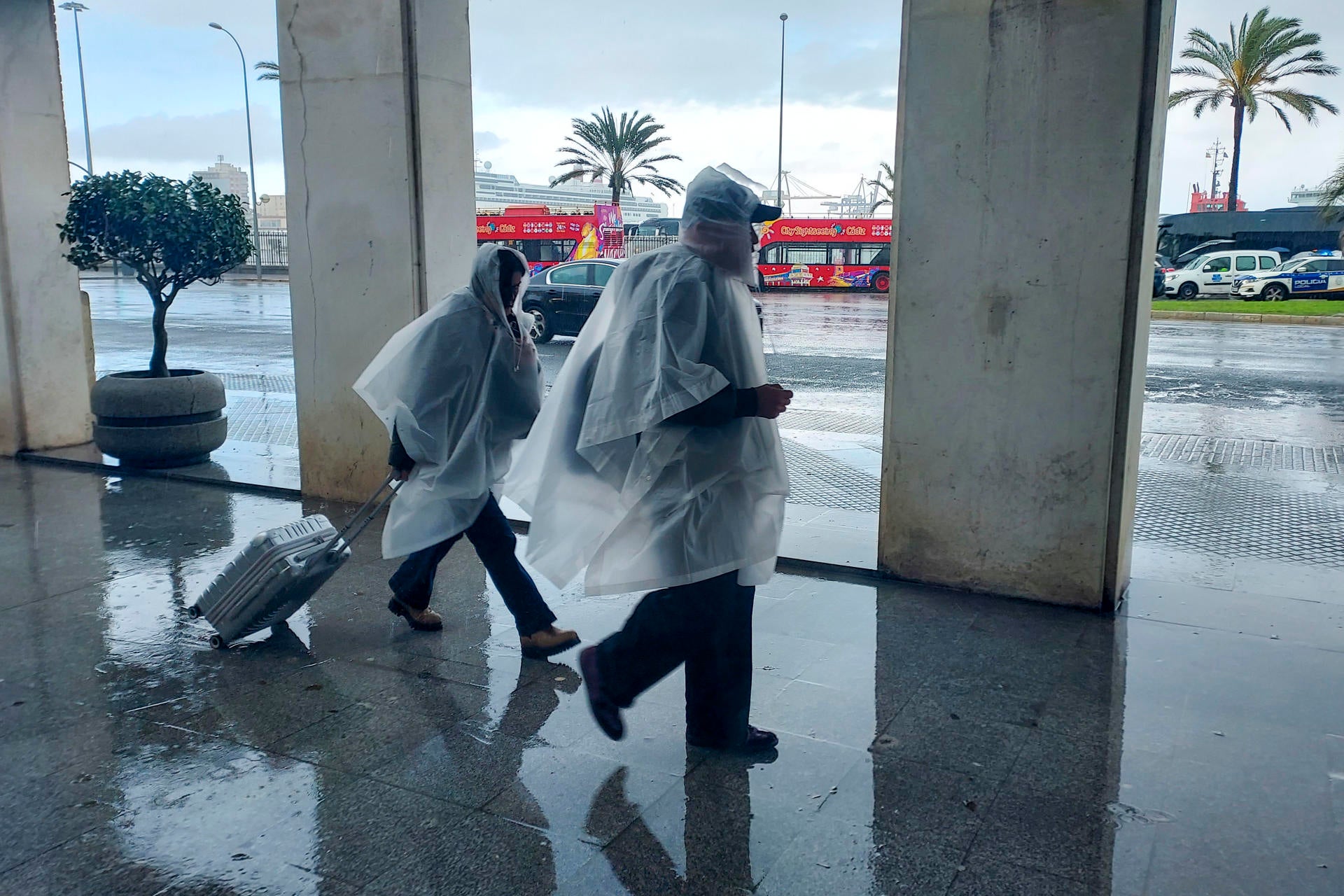 España continúa en alerta por el paso de la borrasca Jana: estas son las zonas afectadas España continúa en alerta por el paso de la borrasca Jana: estas son las zonas afectadas