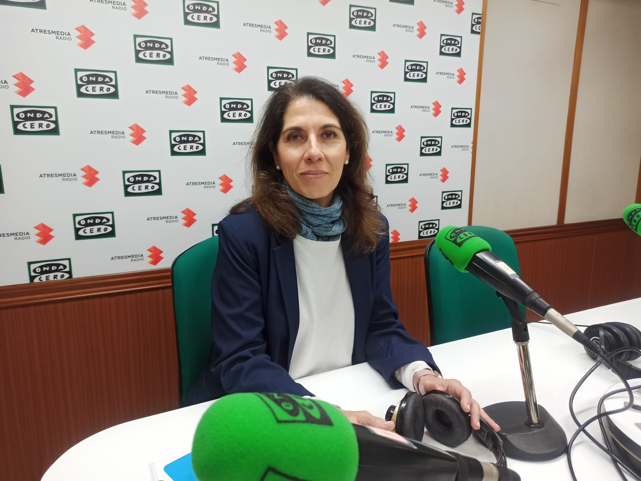 Anpe aborda con el Gobierno Regional el calendario de las mejoras del profesorado Anpe aborda con el Gobierno Regional el calendario de las mejoras del profesorado