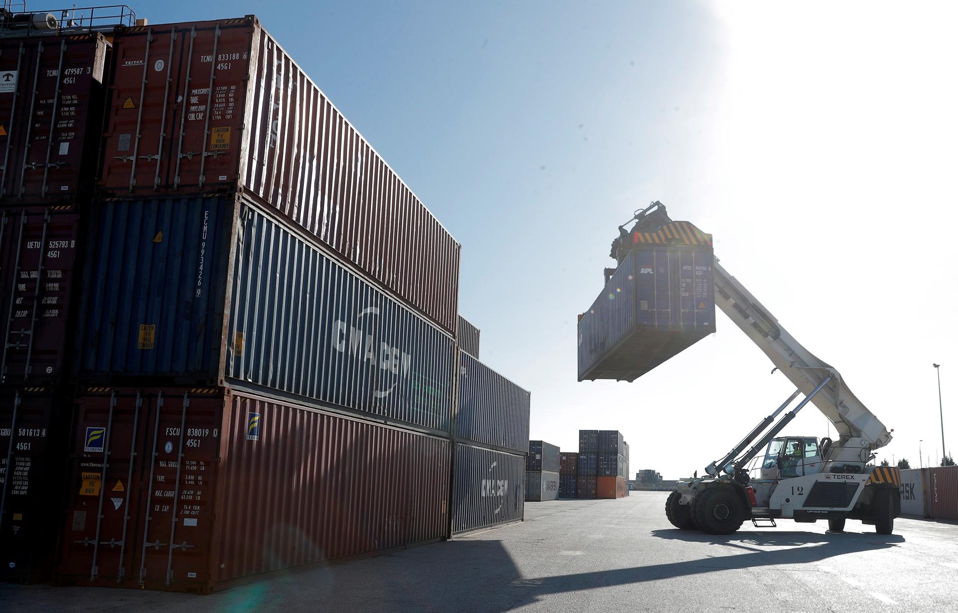 Detenidas 11 personas relacionadas con la entrada de cerca de una tonelada de cocaína por el puerto de València Detenidas 11 personas relacionadas con la entrada de cerca de una tonelada de cocaína por el puerto de València
