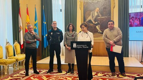 Presentaci&oacute;n del Plan de servicios especiales de Emtusa con motivo de las fiestas parroquiales de 2025